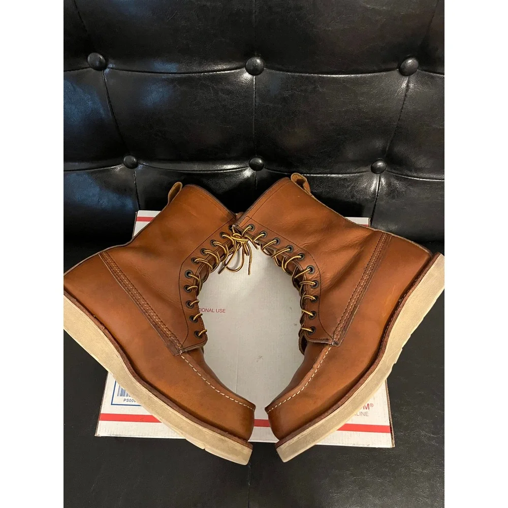 Red Wing 10877 Heritage 8 Inch Classic Moc Toe